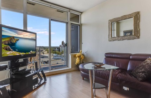 Downtown Victoria Apartment | City Lights at the Era