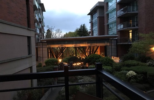 Downtown Victoria Condo | City Living in Beautiful Downtown Victoria