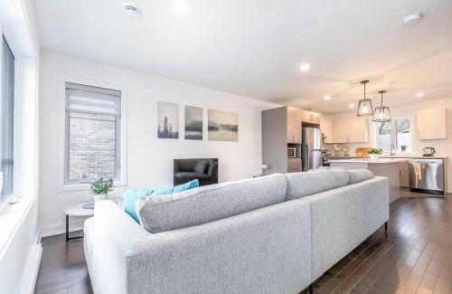 Saint-Hubert Apartment | City Oasis with Free Parking and Stylish Urban Gem