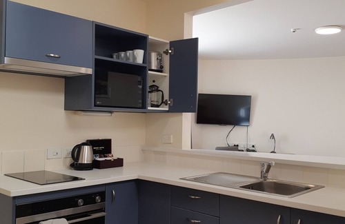 Milford Hotel | City of Sails Motel