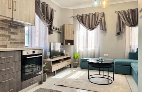 Lesvos Apartment | City Palm Retreat