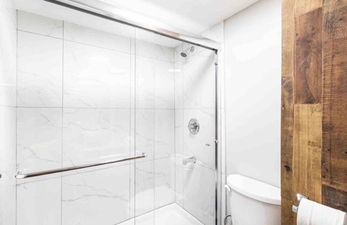 Surrey House | City Rancher