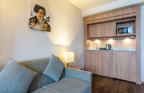 Roissy-en-France Hotel | City Residence Paris CDG Airport