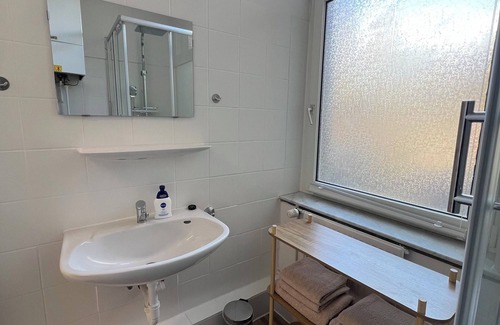 Innenstadt Apartment | City Studio Apartment. Close to everything! On the ground floor. First floor