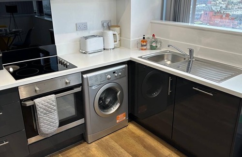 Liverpool City Centre Apartment | City View Penthouse Apartment Liverpool City Centre