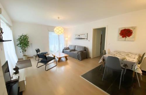 Neudorf Est Apartment | CityCosy Strasbourg - Neudorf Garden Bucarest