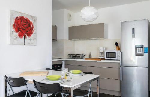 Neudorf Est Apartment | CityCosy Strasbourg - Neudorf Garden Bucarest