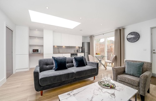 Cherry Hinton Apartment | Citystay Living - Finch House