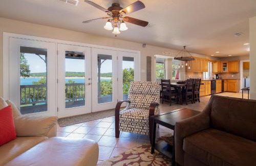 Canyon Lake House | CL 1105B Tranquility by the Shore