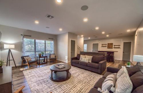 Canyon Lake House | CL 954 River Cliff Retreat
