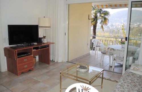 Locarno Apartment | Clara by Fewotessin