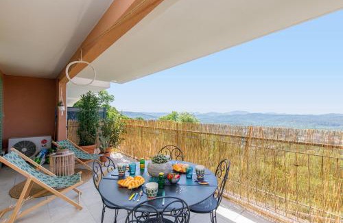 Montauroux Apartment | Clara YourHostHelper