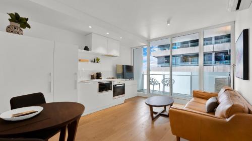 South Yarra Apartment | Claremont Suite 610