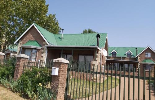 Clarens Ski Chalet | Clarens Mountain Sage Cottage