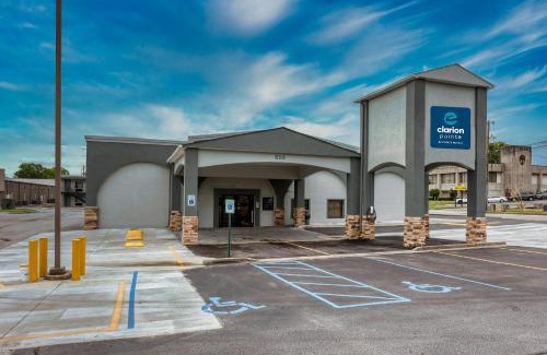 Decatur Hotel | Clarion Pointe Decatur Downtown