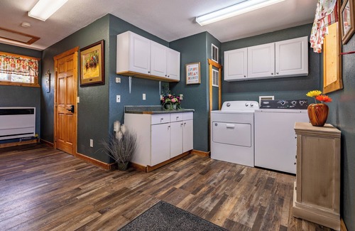 Clark Cabin | Clarks Fork Canyon Hideaway- your basecamp for Wyoming adventure!