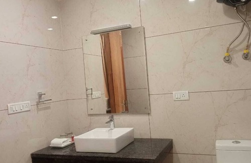 Palia Hotel | Clarks Inn Dudhwa