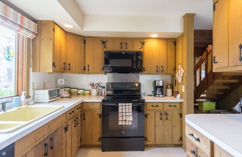 Maple City Cottage | Classic A-frame Cottage on Big Glen Lake