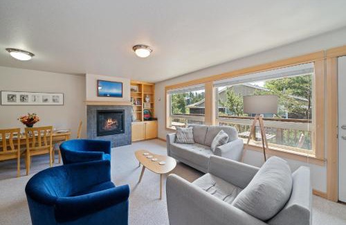 Manzanita House | Classic Cottage-MCA #1548