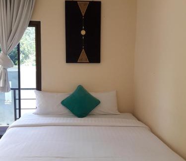 Choeng Thale House | Classic home