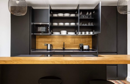 Eixample Apartment | Classic La Dreta de l'Eixample 2BR Furnished Apartment, by Blueground