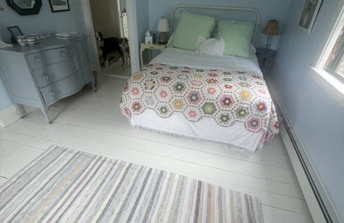 Tenants Harbor Other | Classic, on the water stunner! Owner occupied with full amenities!