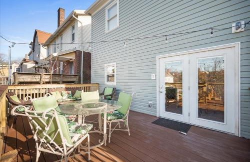 Crafton House | Classic Pittsburgh 4 Square - Easy Access to Town and Airport