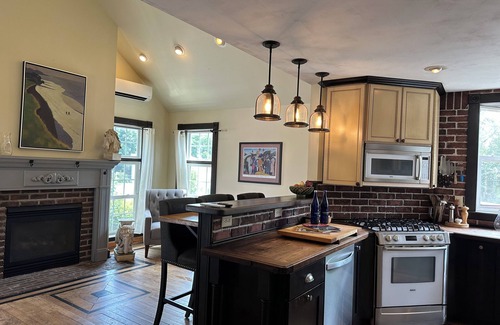 Saratoga Springs Other | Classic Saratoga Farmhouse walk to Broadway, close to track & SPAC