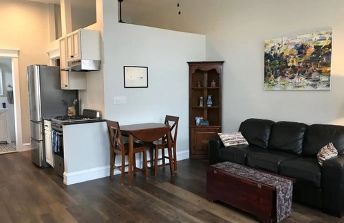Olde Richmond Apartment | Classic Victorian Architectural Charm ~ Fishtown area of Philly & near downtown