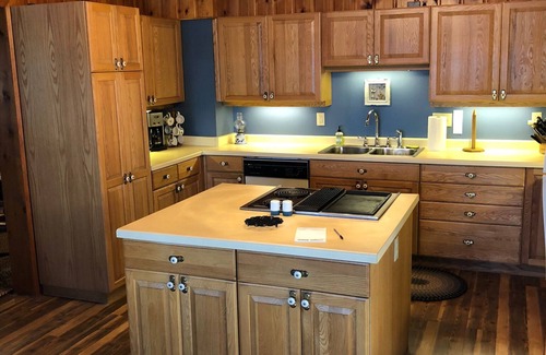 Manitowish Waters Cottage | Classic Wisconsin up-north cottage on the premier Manitowish Chain of Lakes.