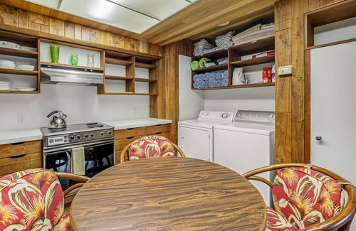 Neahkahnie Beach House | Classic woodland home with gorgeous setting, great deck - 2 dogs OK