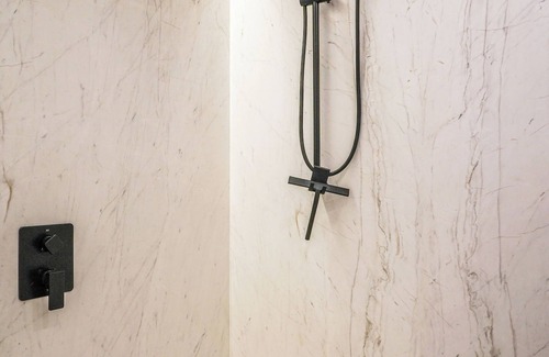 Old Montreal Condo | Classy Old Montreal 2 Bdrs LOFT