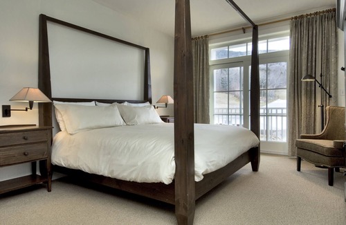 Warren Hotel | Clay Brook Hotel