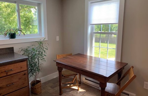 Alexandria Apartment | Clean and Cozy 1 bedroom Apartment