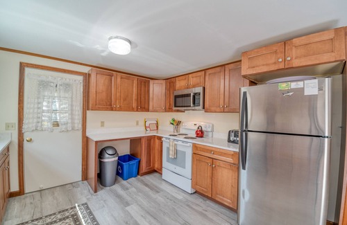 East Harwich House | Clean, Bright, and Spacious; Family Friendly!