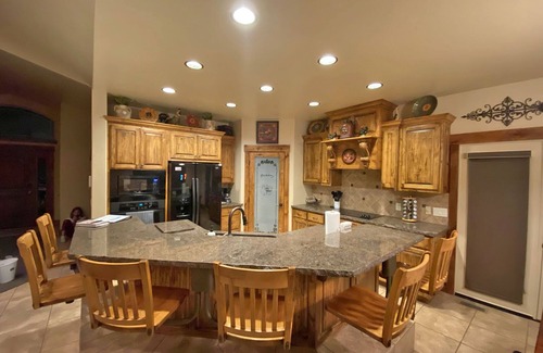 Felt House | Clean country living with modern amenities