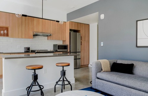 Squire Park Apartment | Clean First Hill 1BR w/Pet Spa, W/D, Gym, & Lounges, by Blueground