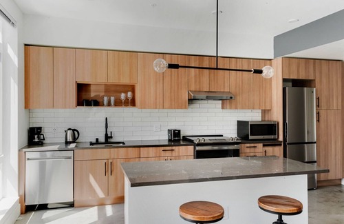 Squire Park Apartment | Clean First Hill 1BR w/Pet Spa, W/D, Gym, & Lounges, by Blueground