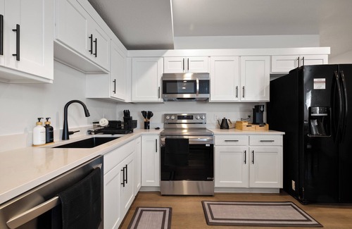 Vineyard Apartment | Clean, New, Cozy Home Near Lake, Top Golf, UVU, BYU