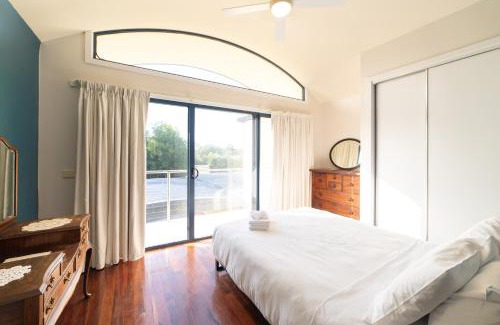 Halls Gap Apartment | Clematis Hideaway
