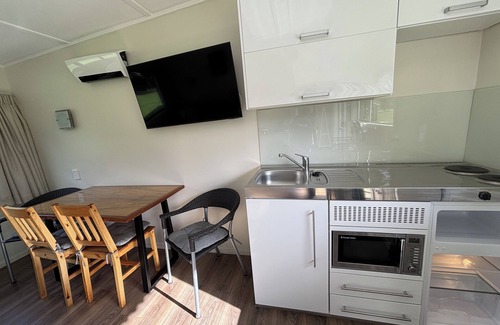 Russell Cottage | Clendon Lodge Studio - Waterfront property, tidal boat launching, EV charging.