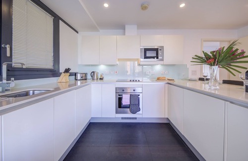 Redcliffe Apartment | Cleyro Serviced Apartments-Finzels Reach