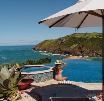 Buzios Hotel | Cliffside Luxury Inn