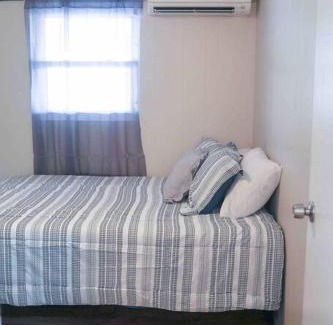 Candler Apartment | Cliffside! Pickleball, Mini Golf, Hot Tub, Firepit