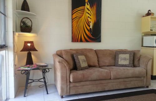 Clifton Beach Apartment | Clifton Sands Holiday Units