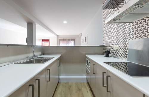 Alhaurin de la Torre Ski Chalet | Clipper - House In Alhaurín De La Torre
