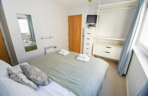 Brighton City Centre Apartment | Clock Tower 2 - Central - by Brighton Holiday Lets