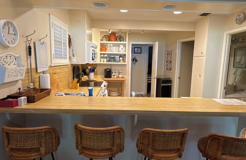 Lakeshore Addition House | Close in Lake Austin lake front setting, family friendly home, not a party venue