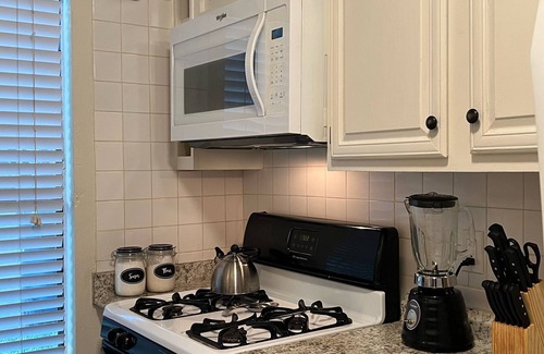 College Station House | Close to campus - Sleeps 6