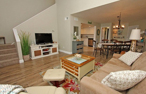 Vilano Beach House | Close to π Paradise Retreat*Vilano Beach*